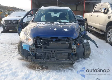 2020 Nissan Kicks Sv Xtronic Cvt z USA, uszkodzony, nr VIN 3N1CP5CVXLL542696